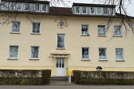 +++ Schöne helle 2 Raum- Dachgeschosswohnung in ElsteraueTröglitz +++ 2 zimmer