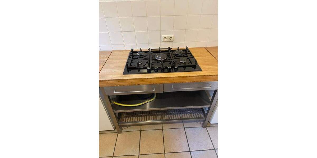 Etagenwohnung Fürth Innenstadt - 3 Zimmer, 130 m&sup2;, 1.300&euro; | Angebot:25705384