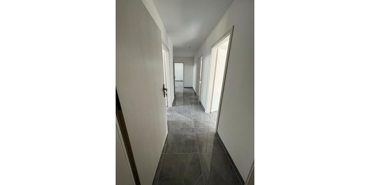 Etagenwohnung Mühlacker - 4.5 Zimmer, 75 m&sup2;, 1.150&euro; | Angebot:26546707