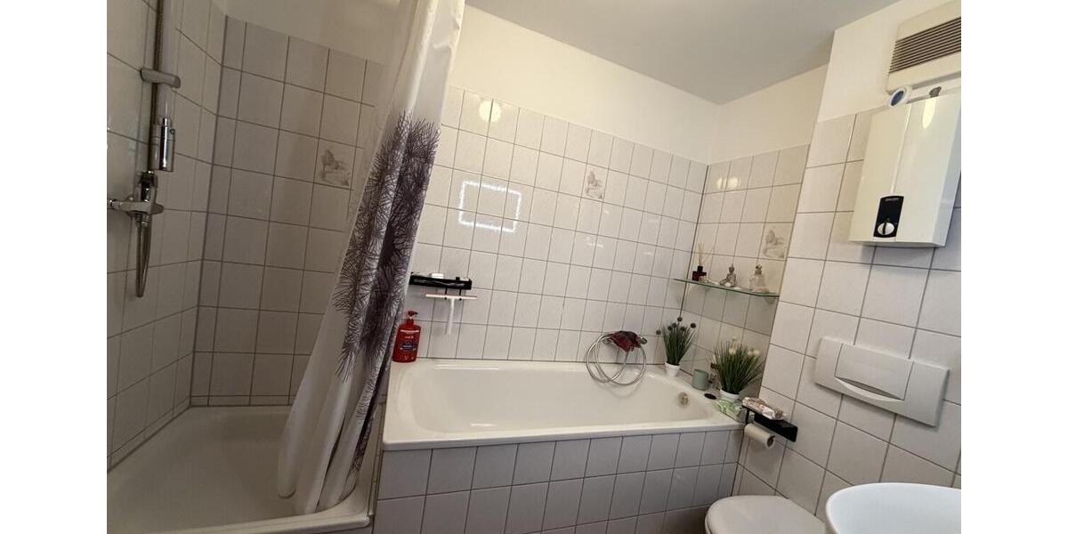 Dachgeschoßwohnung Mönchengladbach - 2 Zimmer, 60 m&sup2;, 540&euro; | Angebot:26211951