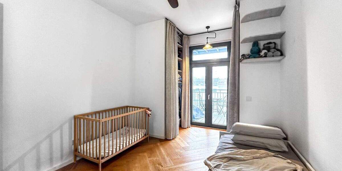 Terrassenwohnung Düsseldorf Friedrichstadt - 3 Zimmer, 130 m&sup2;, 2.470&euro; | Angebot:24907869