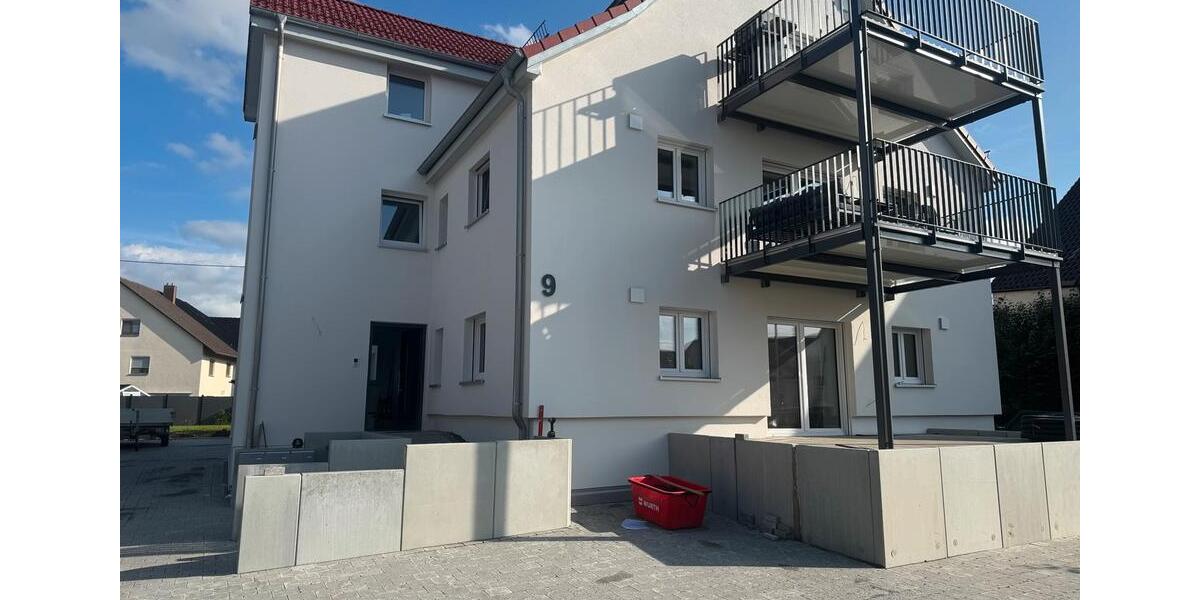 Dachgeschoßwohnung Emerkingen - 3 Zimmer, 95 m&sup2;, 950&euro; | Angebot:26697086