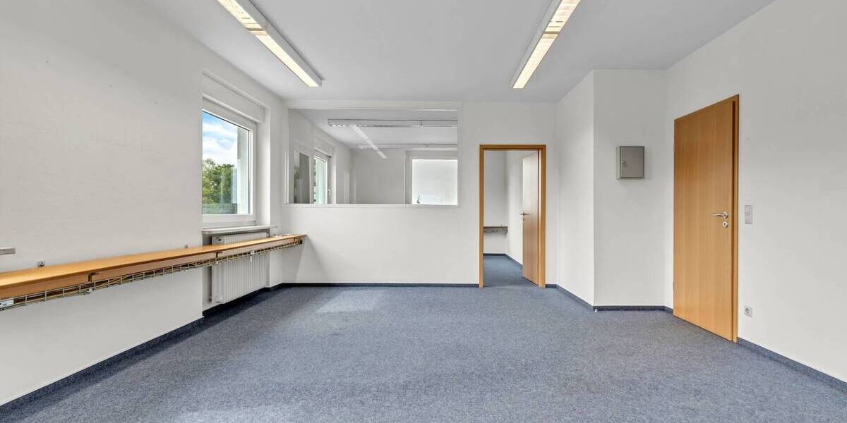 Gewerbeobjekt Eggenstein-Leopoldshafen Eggenstein - 5 Zimmer, 190 m&sup2;, 2.280&euro; | Angebot:25680885