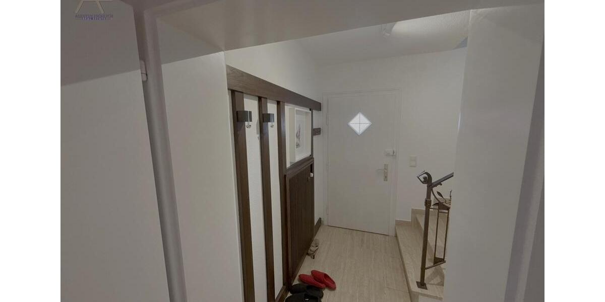 Erdgeschoßwohnung Otterfing - 3.5 Zimmer, 95 m&sup2;, 1.760&euro; | Angebot:25652543