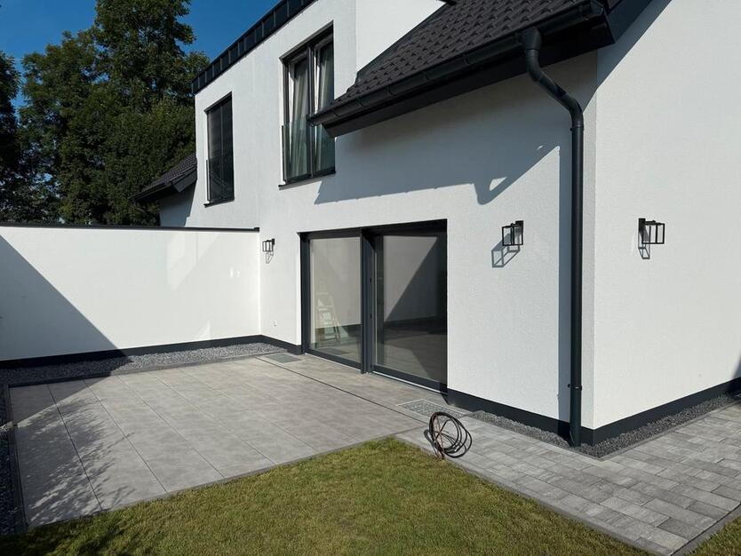 Neubau Doppelhaushälfte A+ mit Keller und Garten in Brockhagen zimmer
