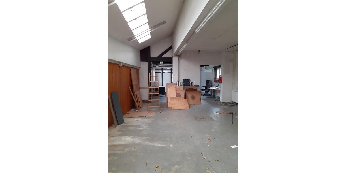 Büro mit Lagerfläche (ca.100 qm) in Hanau zu vermieten zimmer