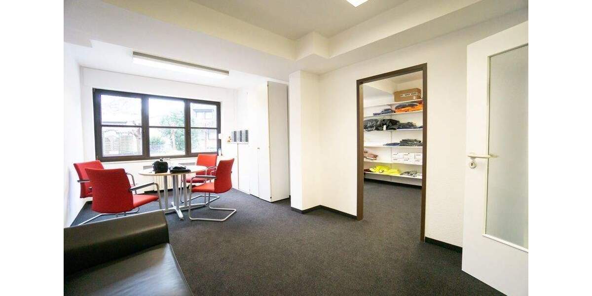 Gewerbeobjekt Krefeld Bockum - 3 Zimmer, 125 m&sup2;, 1.386&euro; | Angebot:25267347