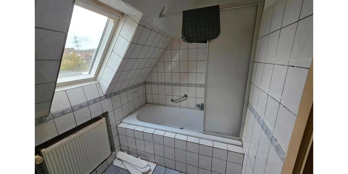 Etagenwohnung Merchweiler - 5 Zimmer, 84 m&sup2;, 660&euro; | Angebot:25941086