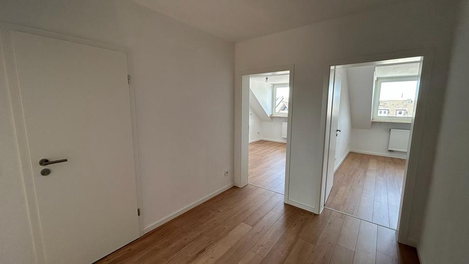 Dachgeschoßwohnung Düren - 3 Zimmer, 60 m&sup2;, 690&euro; | Angebot:26614515