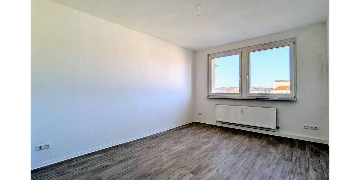 Frisch sanierte 4-Raum-Wohnung mit Dusche! 4 zimmer