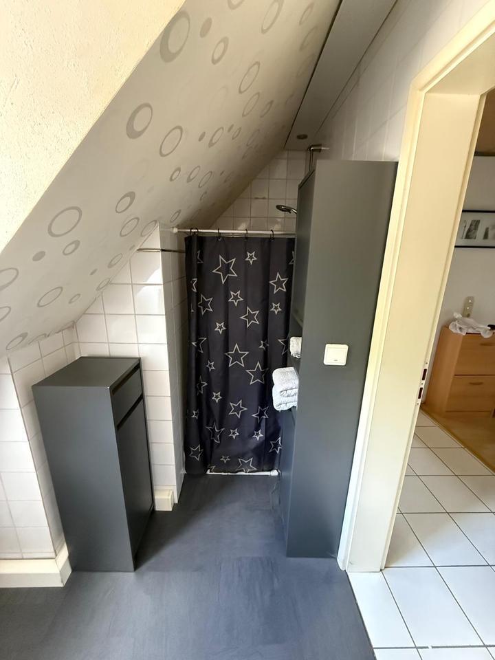 2- Zimmer Dachgeschoßwohnung in Lohr - Pflochsbach zu vermieten