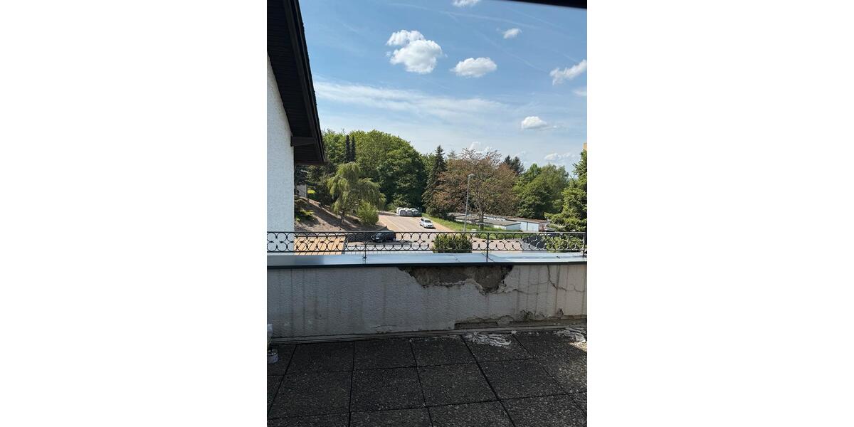 Dachgeschoßwohnung Völklingen - 3 Zimmer, 82 m&sup2;, 550&euro; | Angebot:26463372