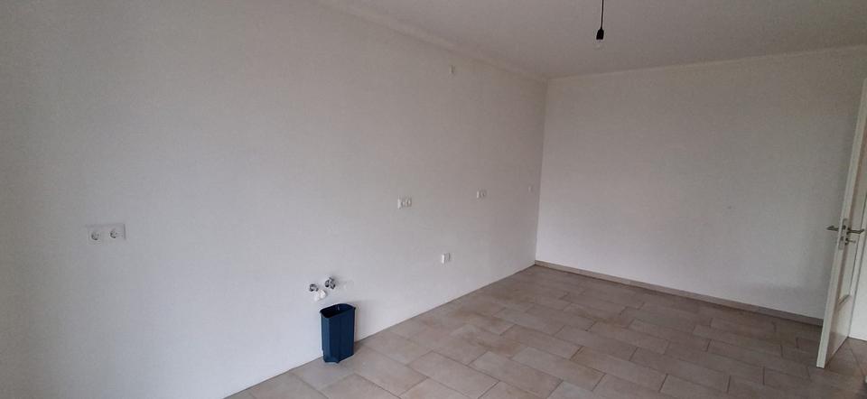 Bungalow Zetel - 3 Zimmer, 100 m&sup2;, 995&euro; | Angebot:25049152