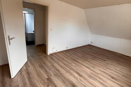 Kleine Wohnung für Alleinstehende in zentraler Lage von Ahlen zimmer