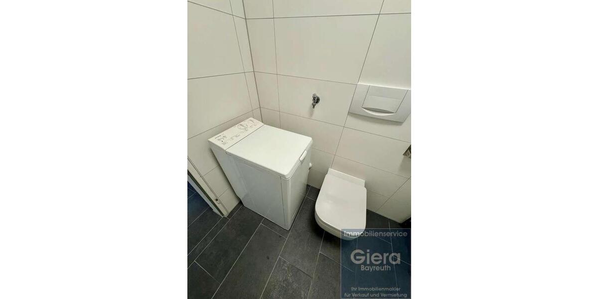 Dachgeschoßwohnung Bayreuth Meyernberg - 1 Zimmer, 31 m&sup2;, 460&euro; | Angebot:26367705