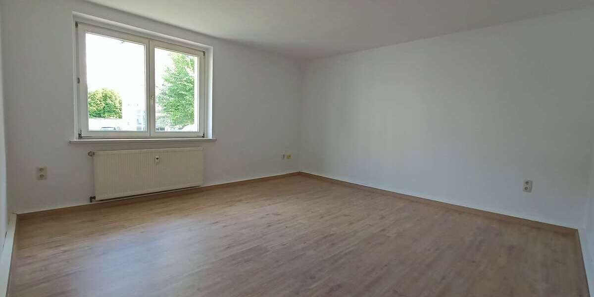 Etagenwohnung Stendal Bahnhofsvorstadt - 2 Zimmer, 54 m&sup2;, 375&euro; | Angebot:27232394