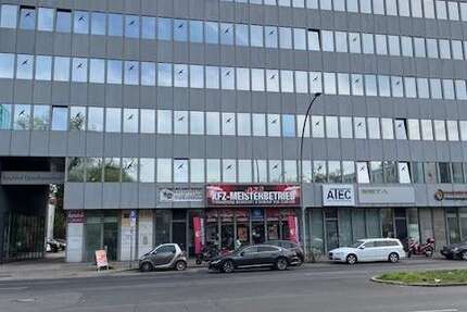 Büro in Berlin 7.096,83 € 545.91 m²