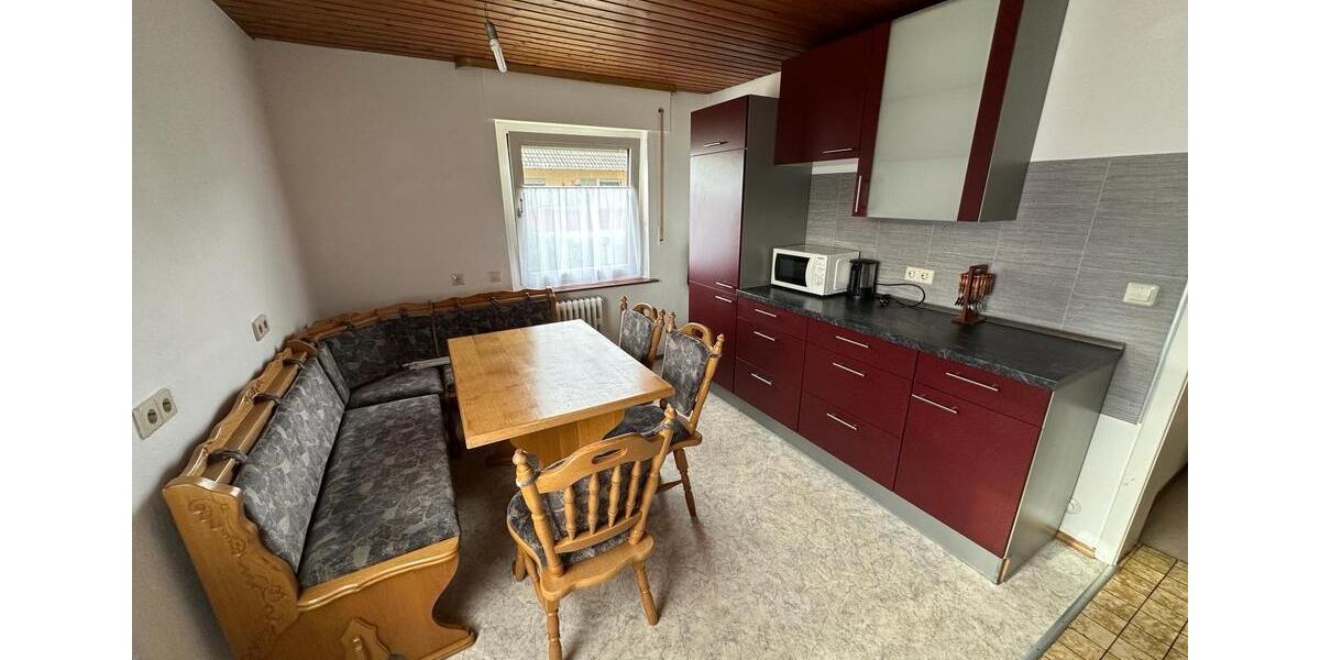 Wohnen auf Zeit Giengen an der Brenz - 8 Zimmer, 205 m&sup2;, 14&euro; | Angebot:24778943