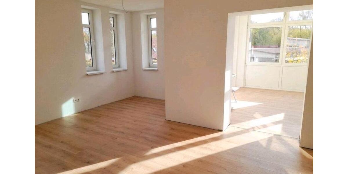 Erdgeschoßwohnung Hildburghausen - 3 Zimmer, 82 m&sup2;, 690&euro; | Angebot:26266887