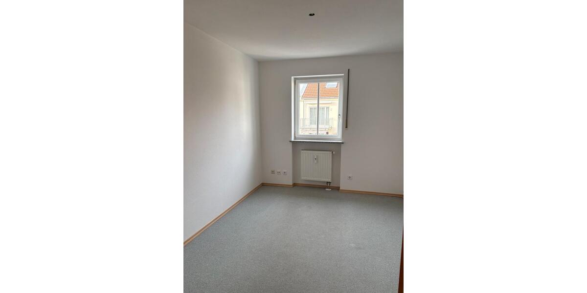 Etagenwohnung Hohenwart - 3 Zimmer, 71 m&sup2;, 1.100&euro; | Angebot:25837728