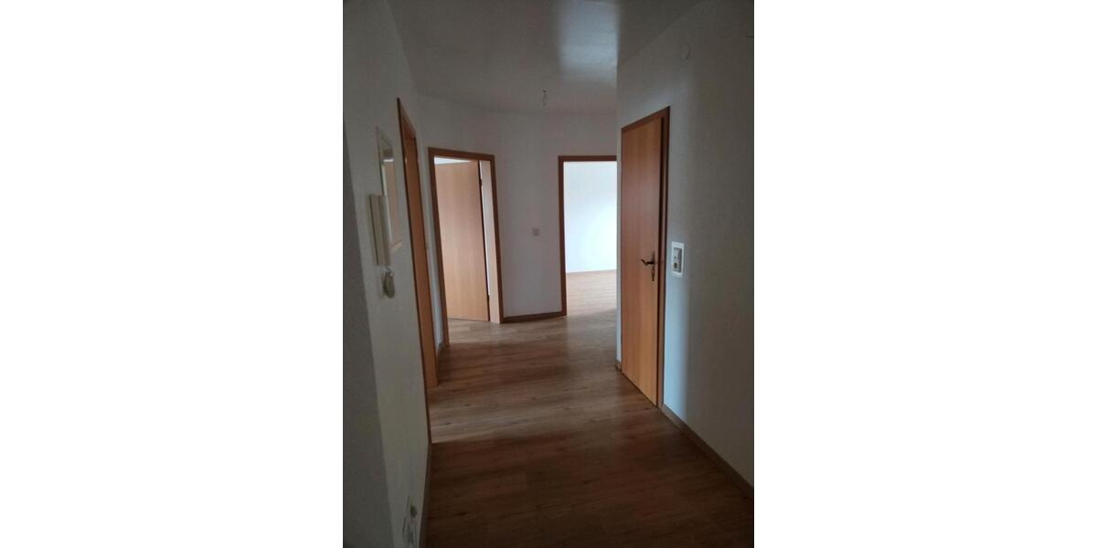 Etagenwohnung Kassel Bettenhausen - 5 Zimmer, 130 m&sup2;, 1.300&euro; | Angebot:25983152