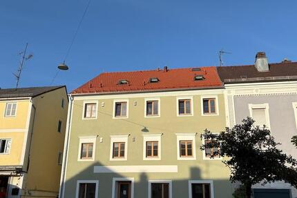 Erstbezug - Modernes und großzügiges Wohnen am Marktplatz: mit Aufzug, Garten Balkon zimmer