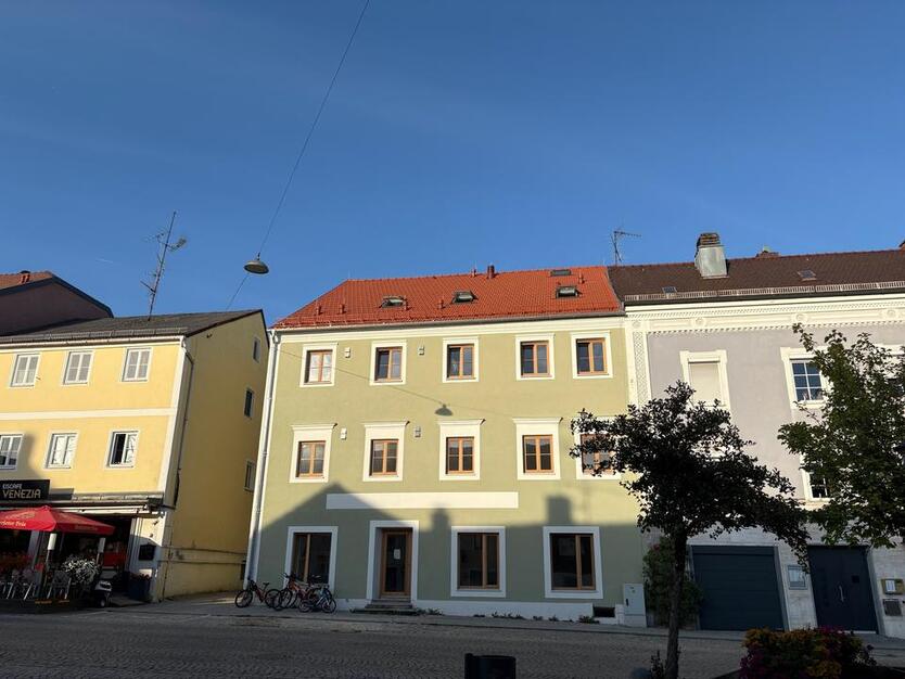 Erstbezug - Modernes und großzügiges Wohnen am Marktplatz: mit Aufzug, Garten Balkon zimmer