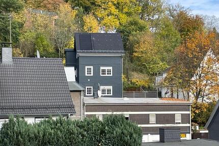 Stadthaus im Zentrum – saniert, zentral, historischer Flair 5 zimmer