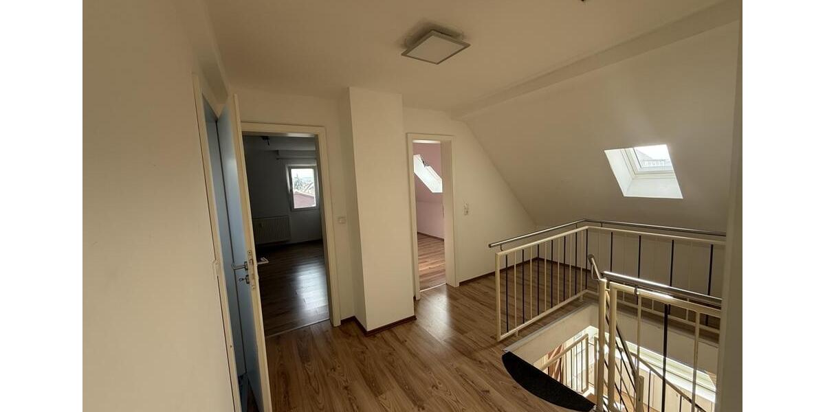 Maisonettenwohnung Pfungstadt - 4 Zimmer, 97 m&sup2;, 1.300&euro; | Angebot:25419664