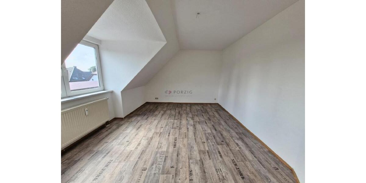 +++Gemütliche Dachgeschosswohnung mit 3 Zimmern+++ 3 zimmer
