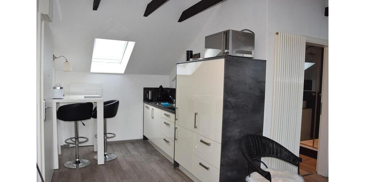 Dachgeschoßwohnung Bremen - 1 Zimmer, 40 m&sup2;, 600&euro; | Angebot:26476162