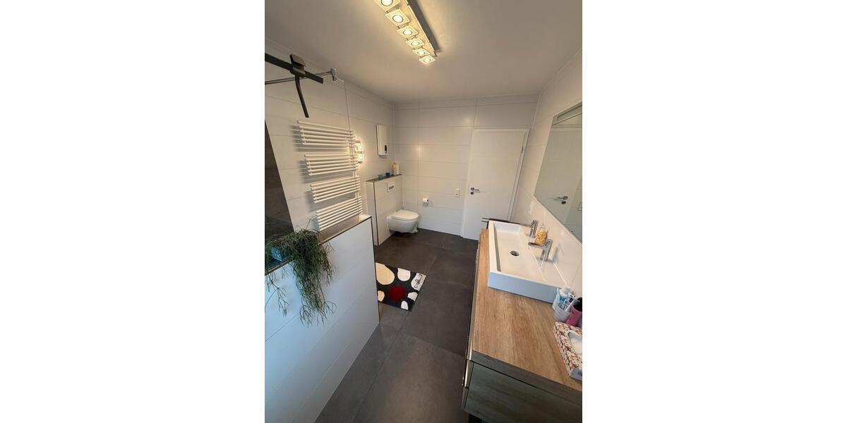 Dachgeschoßwohnung Saarburg - 5 Zimmer, 156 m&sup2;, 1.400&euro; | Angebot:26489746
