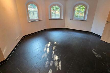 Zu Vermieten: 2-Zimmer Souterrainwohnung in Bickenbach 2 zimmer