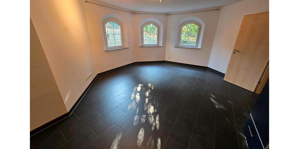 Zu Vermieten: 2-Zimmer Souterrainwohnung in Bickenbach 2 zimmer