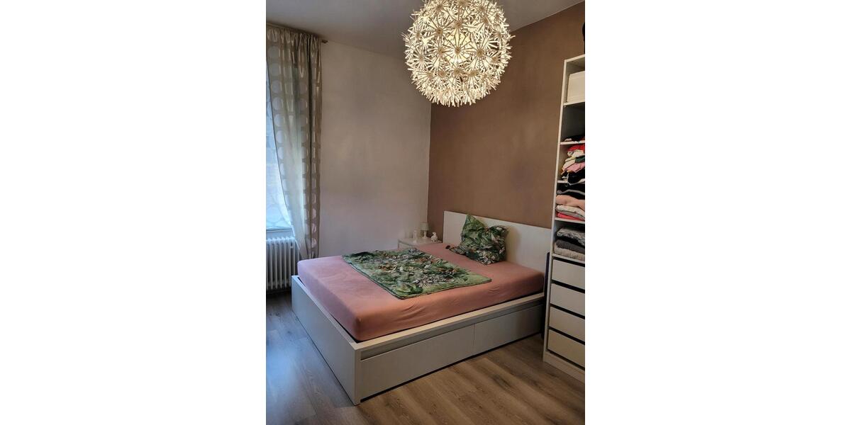 Etagenwohnung Wiesbaden Nordost - 2 Zimmer, 61 m&sup2;, 800&euro; | Angebot:24726224