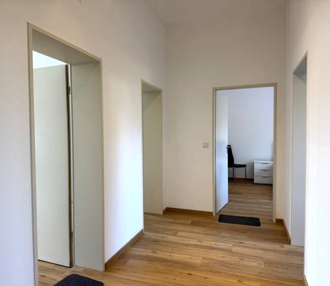 Etagenwohnung Murnau - 3 Zimmer, 83 m&sup2;, 1.190&euro; | Angebot:26173187