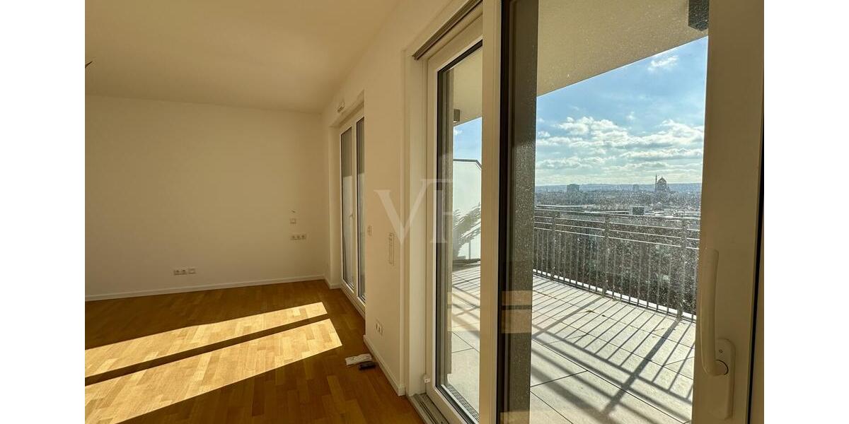 Dachgeschoßwohnung Dresden Neustadt - 3 Zimmer, 96 m&sup2;, 1.736&euro; | Angebot:25959978