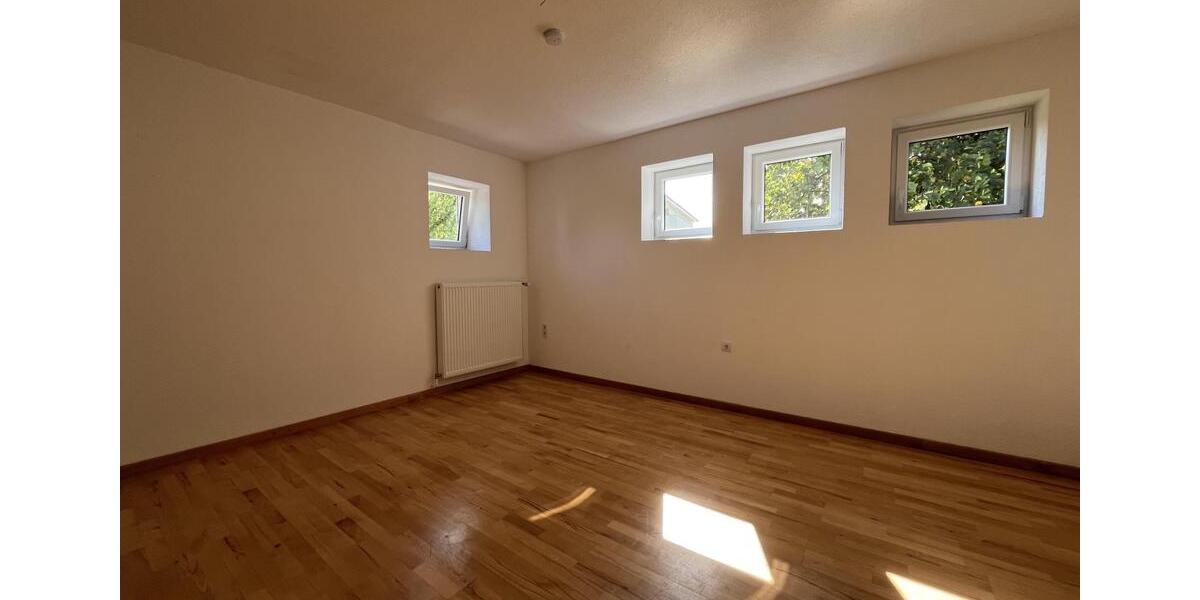 Etagenwohnung Hohentengen am Hochrhein - 4 Zimmer, 168 m&sup2;, 1.596&euro; | Angebot:21617626