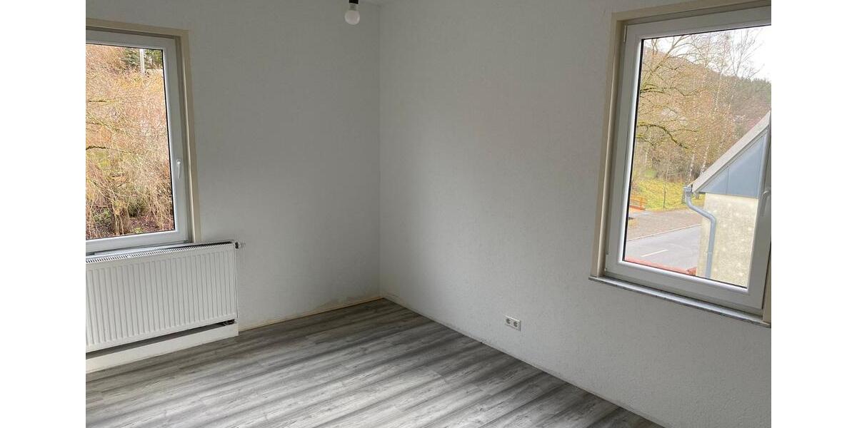 Etagenwohnung Tuttlingen - 5 Zimmer, 101 m&sup2;, 990&euro; | Angebot:24480041