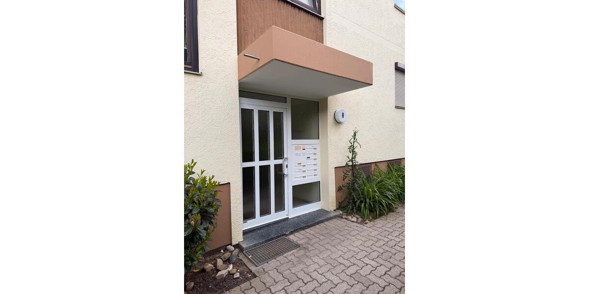 Etagenwohnung Leonberg - 1 Zimmer, 38 m&sup2;, 1.000&euro; | Angebot:26566832