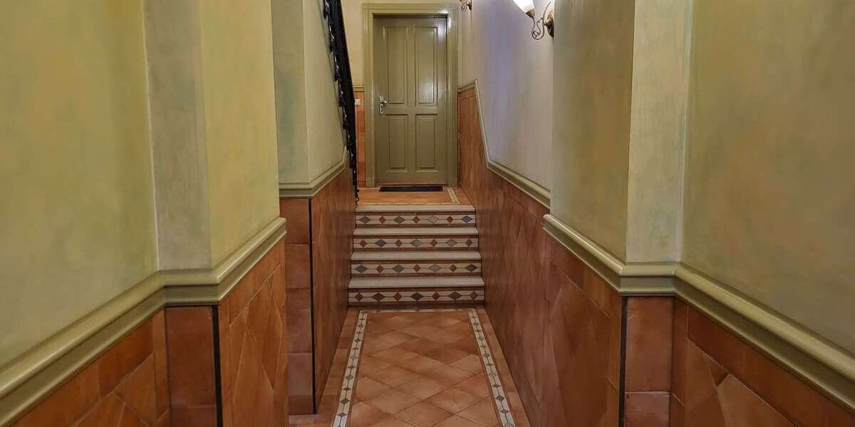 Etagenwohnung Görlitz Innenstadt - 1 Zimmer, 56 m&sup2;, 495&euro; | Angebot:26376819