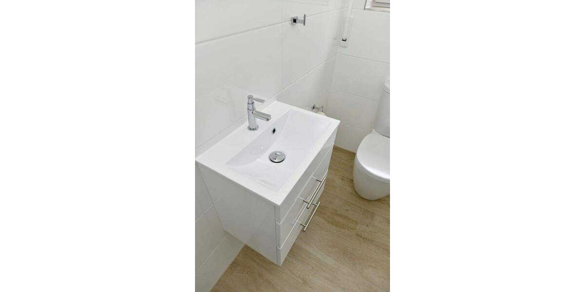 Etagenwohnung Neusitz - 3 Zimmer, 105 m&sup2;, 950&euro; | Angebot:25824676