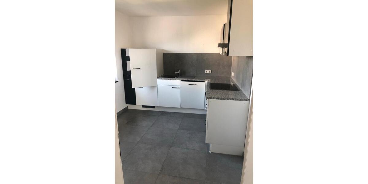 Etagenwohnung Hadamar - 3 Zimmer, 100 m&sup2;, 1.250&euro; | Angebot:25987636