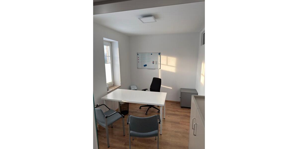 Gewerbeobjekt Rastede - 350&euro; | Angebot:24472592