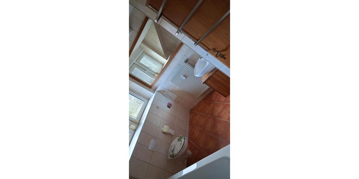 Dachgeschoßwohnung Frohburg - 1 Zimmer, 72 m&sup2;, 700&euro; | Angebot:25941737