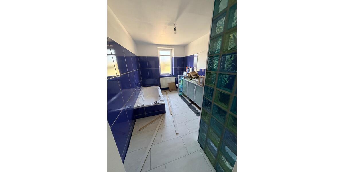 Doppelhaushälfte Bad Wünnenberg - 5 Zimmer, 190 m&sup2;, 1.600&euro; | Angebot:25844201