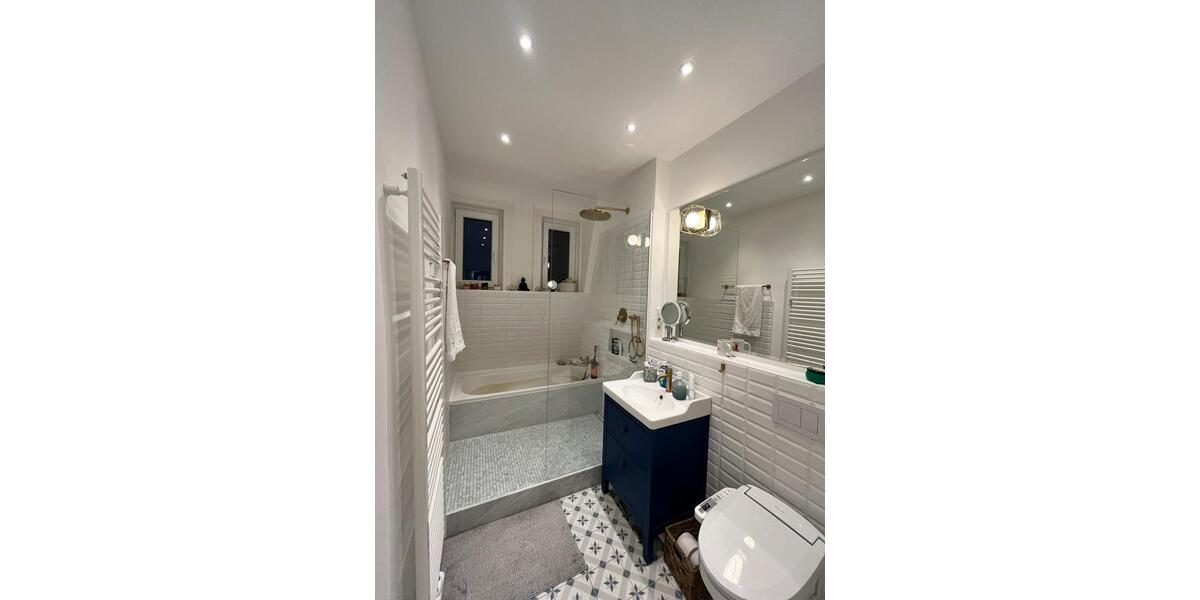 Dachgeschoßwohnung Göttingen Oststadt - 4 Zimmer, 98 m&sup2;, 1.500&euro; | Angebot:26272823