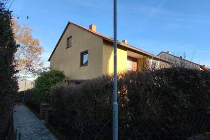 Haus Ostfildern - 5.5 Zimmer, 135 m&sup2;, 1.750&euro; | Angebot:26681482