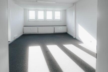 Büroräume im Flughafen Braunschweig-Wolfsburg zimmer