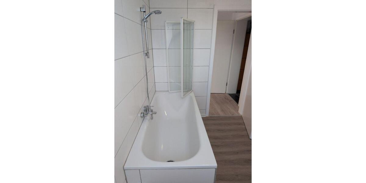 Dachgeschoßwohnung Freudenberg - 3 Zimmer, 64 m&sup2;, 640&euro; | Angebot:26147175